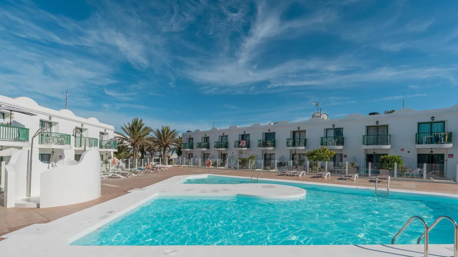 Apartamento Momis House Corralejo Dunas piscinas bicicletas vista Parque Natural España